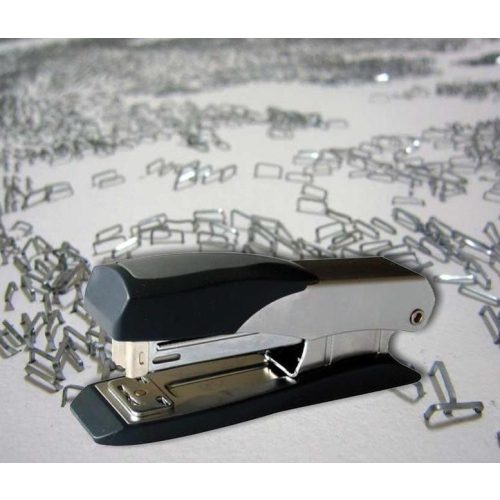 Tűzőgép fém DAA2000 Sakota (25 lapig, 24/6 kapocs, lapostűzés)